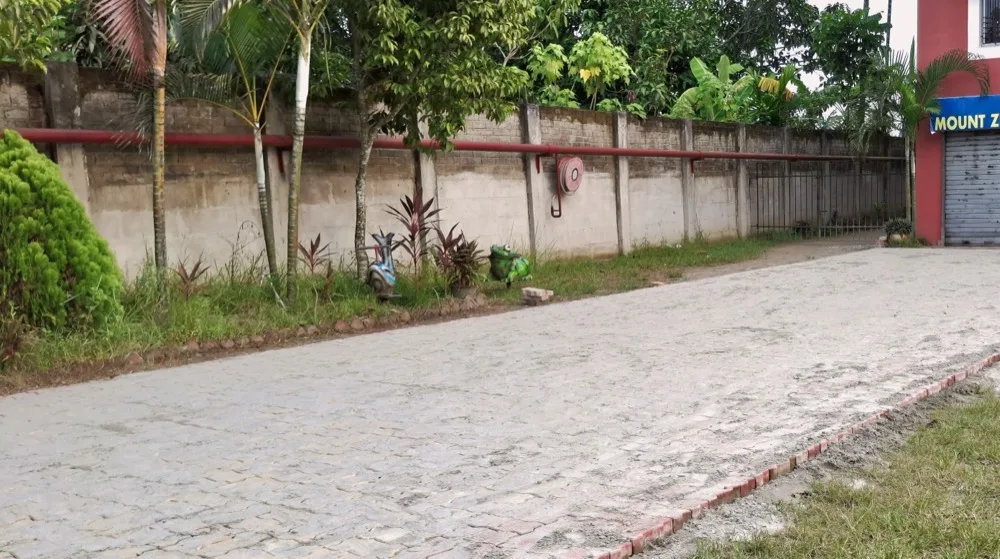 Commercial walkway concrete block paving installation by D. D. Enterprise